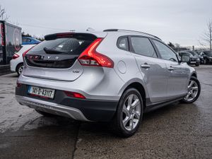 2014 Volvo V40 Cross Country Auto/New NCT/Warranty - Image 2