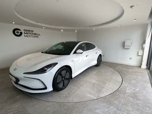 MG MG5 300kW Long Range 100kWh 5dr Auto - Image 3