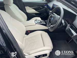 BMW 5-Series 530e M Sport Pro Saloon - Image 4