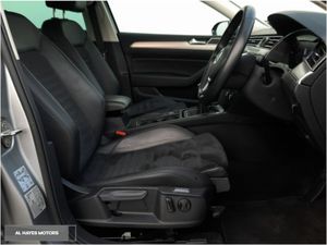 Volkswagen Passat **TINY MILEAGE**2.0 TDI 150HP Hi - Image 4