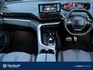 Peugeot 5008 1.2 Hybrid 136bhp E-DCS6 Allure - Image 3
