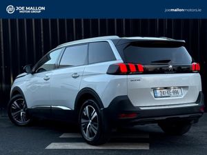 Peugeot 5008 1.2 Hybrid 136bhp E-DCS6 Allure - Image 2