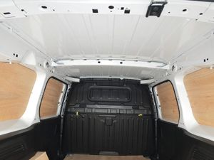 2024 Peugeot Partner Small Panel Van - Image 2
