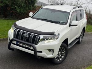 JAN SALE 🛞Toyota Land Cruiser 2018 7 seater prado - Image 3