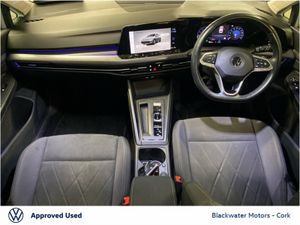 Volkswagen Golf STYLE 1.5 TSI MHEV AUTOMATIC 150BH - Image 3