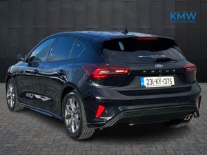 Ford Focus ST-LINE 1.0T 125 M6 FWD 4DR - Image 4