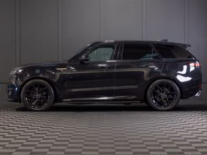 2023 Range Rover Sport P440e Dynamic HSE - Image 3