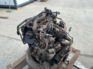 Crafter 2.0 tdi engine parts only - Image 2