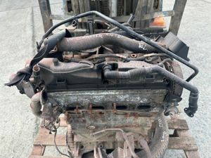 Crafter 2.0 tdi engine parts only - Image 4