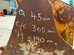 ** 24"... CAT ...BUCKET.... 45MM ..... 31 WA ** - Image 2