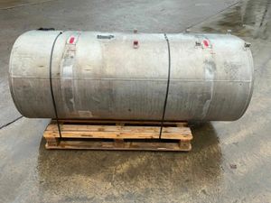*** VOLVO ALUMINIUM DIESEL TANK...700 LTR. - Image 4