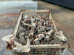 PERI SHUTTERING FORMWORK BFD CLAMPS.... - Image 2