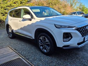 HYUNDAI SANTA FE PREMIUM PLUS 7 Seater - Image 3