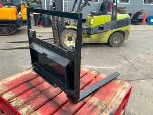 MINI LOADER FORK CARRIAGE ATTACHMENT....347w. - Image 2