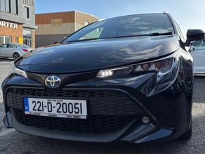 2022 Toyota Corolla 1.8 Hybrid Luna Saloon - Image 2