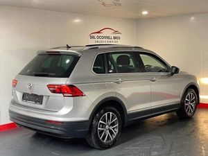 Volkswagen Tiguan CL 2.0 TDI MANUAL 6SPEED FWD 150 - Image 3