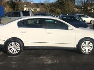 Volkswagen Passat 1.9 TDI BXE ENGINE LEATHER SEATS - Image 3