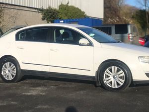 Volkswagen Passat 1.9 TDI BXE ENGINE LEATHER SEATS - Image 4