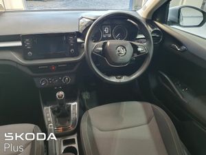 Skoda Fabia 1.0MPi Ambition 65hp - Tiny Mileage - - Image 2