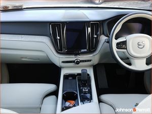 Volvo XC60 T6 Recharge PHEV 350hp AT8 Plus Bright - Image 2