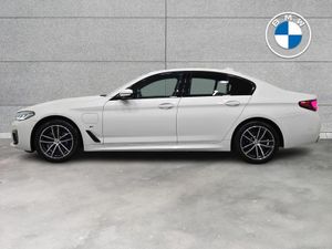 BMW 5-Series 530e M Sport Saloon - Image 4