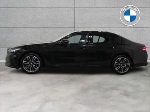 BMW 5-Series 530e M Sport Saloon - Image 4