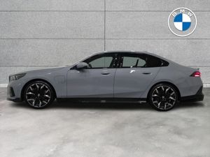 BMW 5-Series 530e M Sport Pro Saloon - Image 4