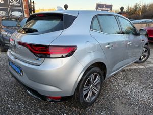 2021 Renault Megane 1.6 E-TECH ICONIC HYBRID AUTO - Image 4