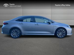 Toyota Corolla LUNA SPORT 4DR SALOON AUTO - Image 3