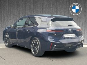 BMW iX xDrive45 M Sport - Image 2
