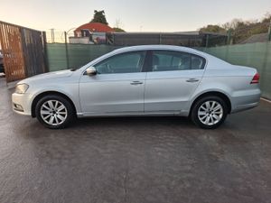 142 Volkswagen Passat  1.6 Tdi - Image 4