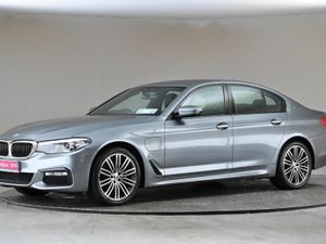 BMW 5-Series 530E PLUG=IN HYBRID **BLACK LEATHER** - Image 4