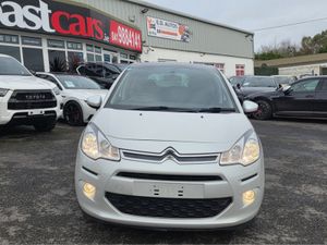 Citroen C3 1.2 AUTO FULL MOON ROOF / LOW ROAD TAX - Image 4