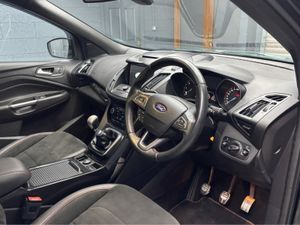 Ford Kuga 1.5 TDCI 120PS FW FWD 4DR ST-LINE - Image 4