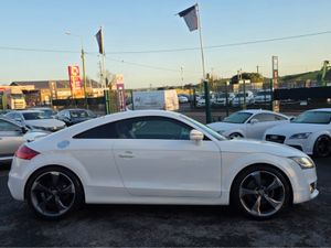 Audi TT 1.8 TFSI AUTOMATIC FULL RED LEATHER SEATS - Image 4