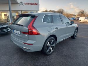 Volvo XC60 T6 PHEV PLUS BRIGHT AWD 5 - Image 4