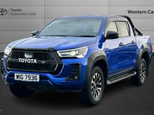 Toyota Hilux 2.8 D-4D GR SPORT Auto 4WD Euro 6 (s/ - Image 3