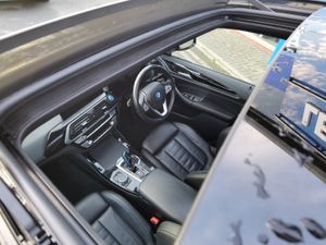 BMW IX3 80KWH PREMIER EDITION PRO **MUST SEE SPEC* - Image 2