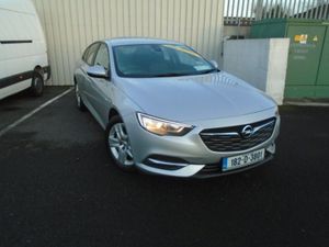 Opel Insignia Hatchback, Diesel, 2018, Grey