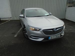 Opel Insignia Hatchback, Diesel, 2018, Grey