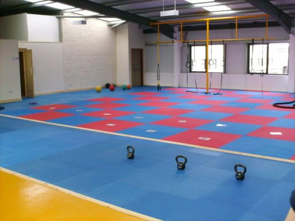 Second hand rubber online gym flooring