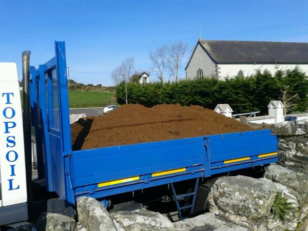 SAND   AND    GRAVEL    TOP    SOIL