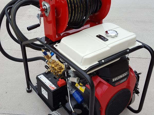 Power Pressure Washer Comet Pump + Honda eng. from