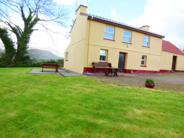 Holiday Home - Sneem, Co.Kerry (Ceol na nEan)