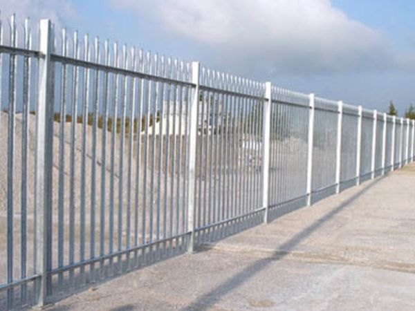 300 MTRS PALISADE FENCING - GALV FINISH - NEW
