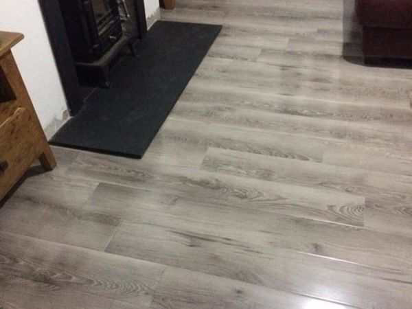 New High Gloss Seattle Grey Laminated floor
