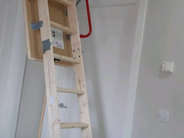 ATTIC STAIRS with FREE HANDRAIL