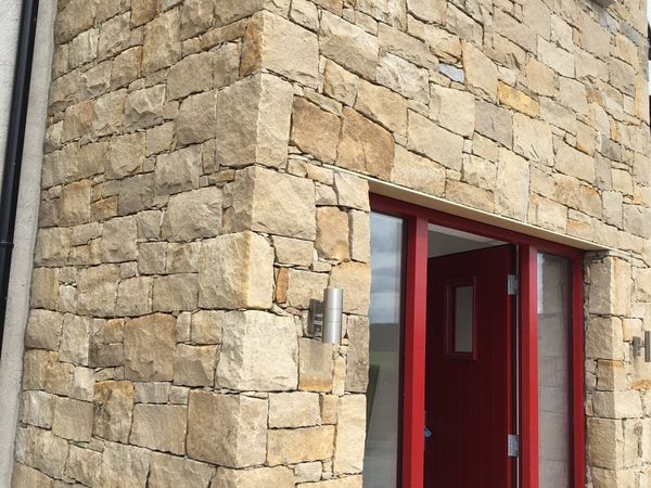 Donegal Cream / Cotswold Type Cladding Stone