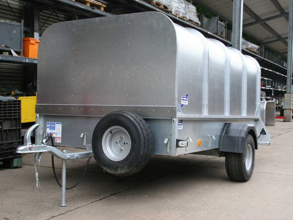 New P8e 8'2 x 4'9'' Unbraked Ifor Williams Trailer