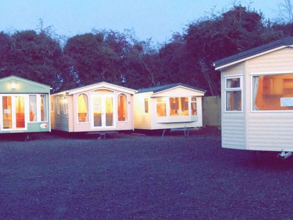 LATE NIGHT VIEWING@ HUDSONS KILDARE MOBILE HOMES!
